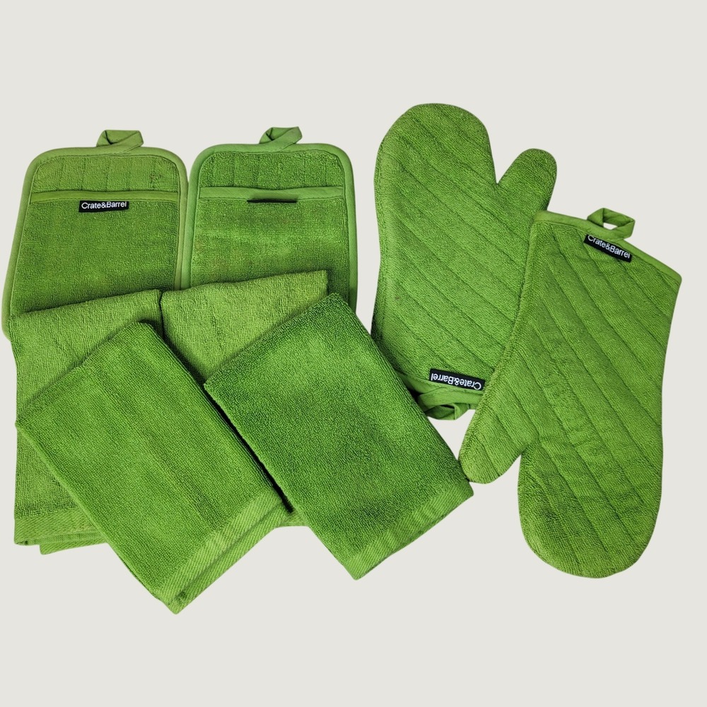 Crate & Barrel 8pc Kitchen Set Lime Green Oven Mitts Pot Holders Dish Towels